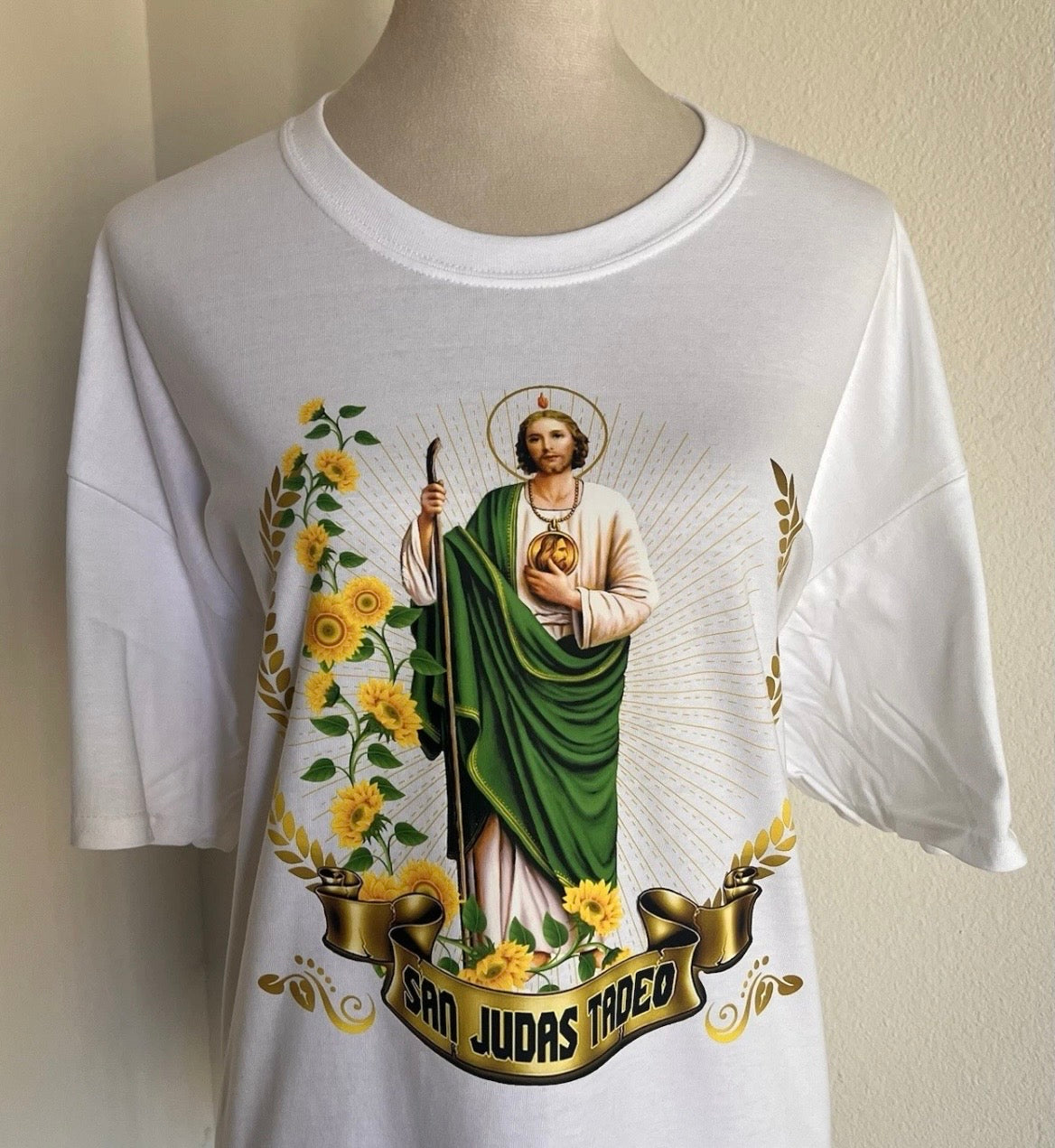 Gildan San Judas Tadeo Crewneck T-Shirt Short Sleeve