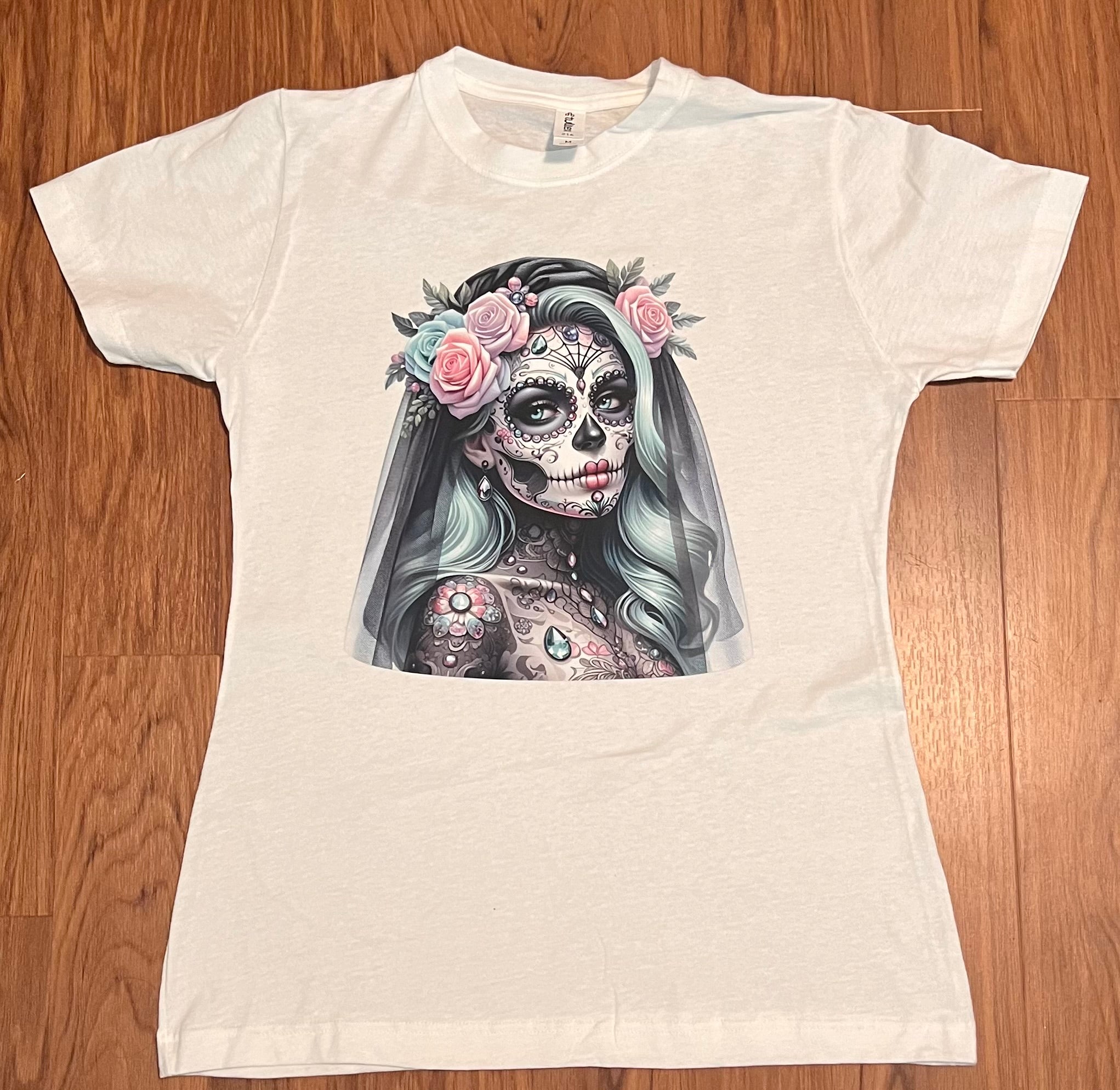 Catrina Rose Tee – Día de los Muertos Inspired Design T-Shirt Crewneck Short Sleeve