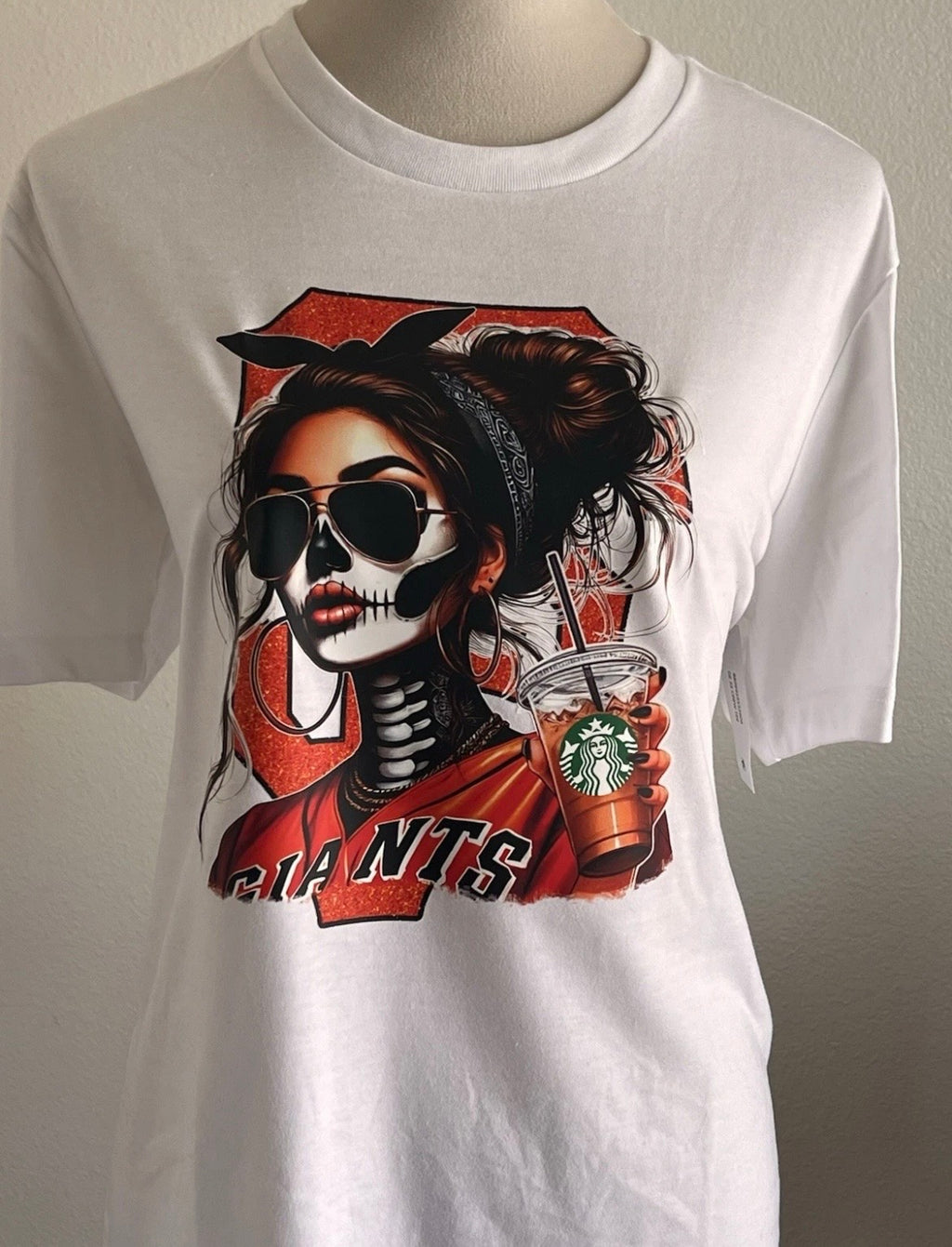 Casual drip, on sale 👕🔥 Size Medium