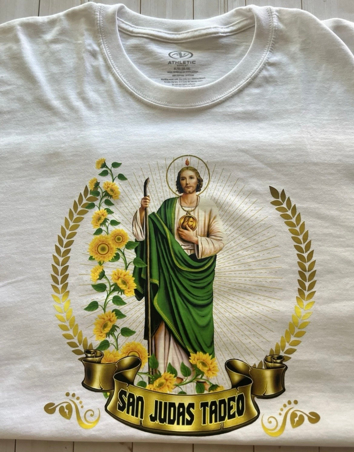 Gildan San Judas Tadeo Crewneck T-Shirt Short Sleeve